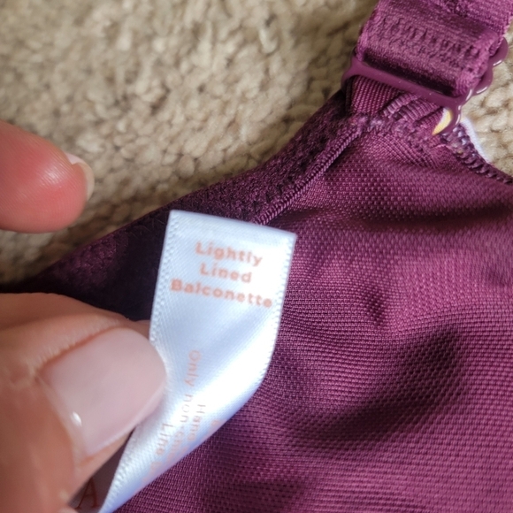 Cacique Lightly Lined Balconette 46C - Picture 6 of 6